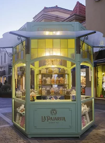 Kiosco de venta de caramelos y bombones: La Pajarita